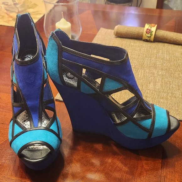 Gianni Bini Shoes - Blue geometric design wedge shoes from Gianni Bini